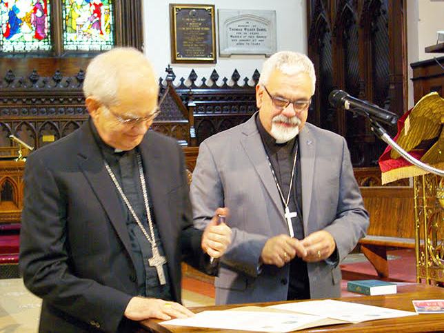 Bishops Robert Harris and David Edwards launching the Dads & Tots programme